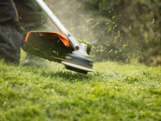 Кошу траву триммером от 30 до 60р