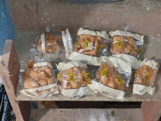 Продам доборы к плинтусам, цвет дикая вишня, торцевые, соединители,