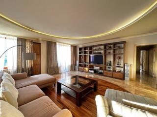 довгострокова оренда 3-к квартира Київ, Голосіївський, 1800 $/міс.