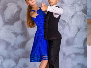 Компания предлагает Вам костюмы танцевальные, спортивные, сценические