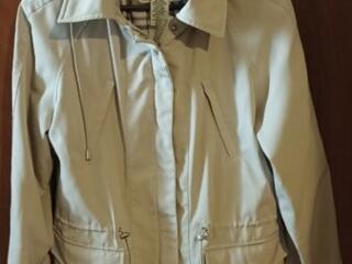 Продам куртку - ветровку