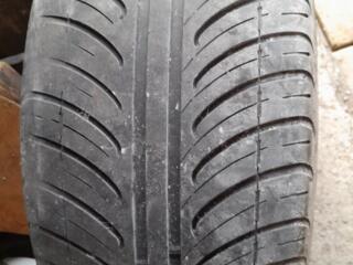 Продажа. Запасное колесо на а/м 30 у/е. Продажа 4 шины б/у 800 руб