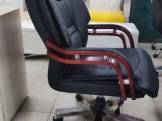 Кресло офисное