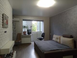 Аренда 2х ком. кв. Евроремонт. 3/5эт., р-н Гражданская-Чигрина