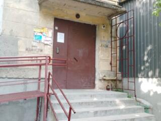 Продается двухкомнатная квартира, цена 18900 долл.