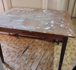 Продаю стол дёшево б/у