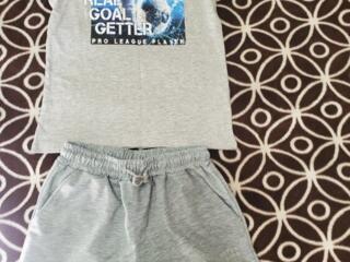 Продам недорого вещи