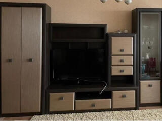 Продам современную стильную стенку ПЕТИО