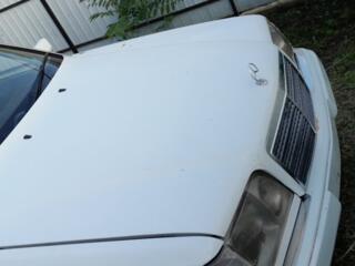 Разбираю Мерс 124 2.0 бензин