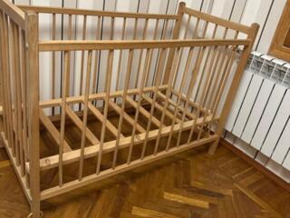 Детская кроватка