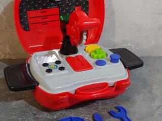 Продам развивающие фирменные игрушки