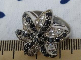 Авентурин, Турмалин, лунный камень, серпантин, серебро