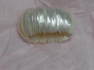 Женский браслет из натурального перламутра