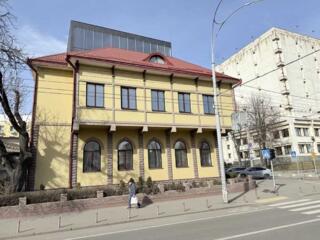 довгострокова оренда офісна будівля Київ, Печерський, 10000 $/міс.