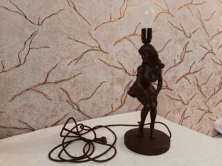 Светильник Фигура девушки