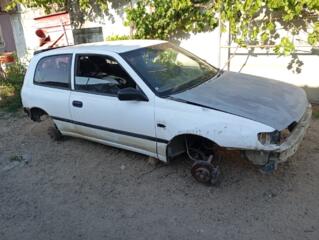 Продам КПП б/у, двери, зеркала, перед. крылья 2,0 д ниссан санни N14