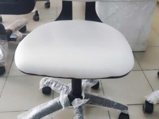 Компьютерное кресло