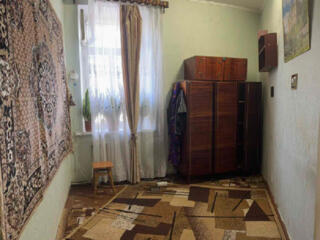 Продам двухкомнатную квартиру на Молдаванке.