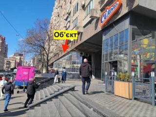 Оренда магазину 235м2 біля Сільпо, вул. Дмитрівська, 2, Шевченківський