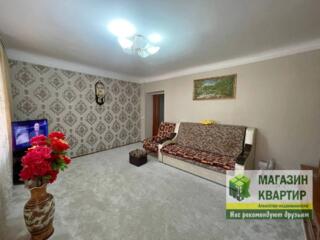 Продается дом. р-н парка « Победа»