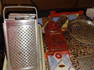 Разные кухонные принадлежности