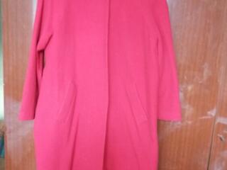 Пальто и плащи