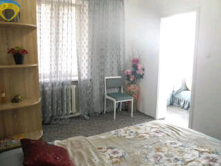 Продам 1 комн квартиру в центре на Канатной