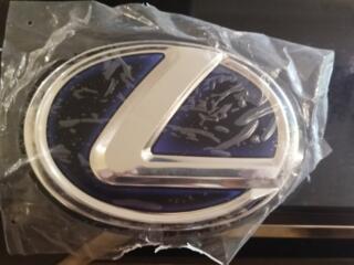 Продам эмблему Lexus ES в решетку радиатора