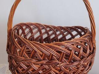 Корзина плетенная