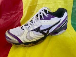 Кроссовки Mizuno оригинал размер 41-42 Тирасполь.