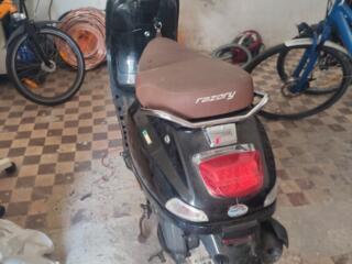 Продам отличный скутер