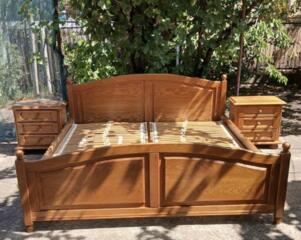 Кровать и 2 прикроватные тумбочки, дуб.