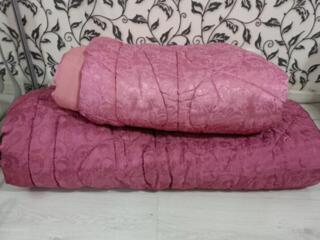 Продаются два полушерстяных одеяла