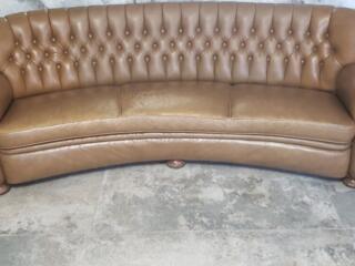 Кожаный Честер (оригинал Клубный диван Chesterfield))