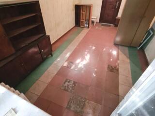 Продается комната в общежитии на втором этаже, Бендеры, ул Ермакова