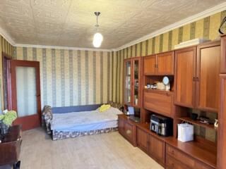 Предлагается в продажу однокомнатная квартира у моря, на 6-й станции .