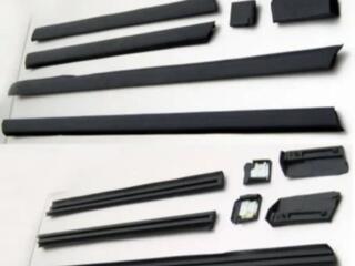 Дворник двери универсала АУДИ А4 B7.Молдинги дверей. Стойки МАЗДА MPV.