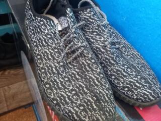 Кроссовки в отличном состоянии