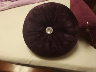 Подушка диванная 150 лей.