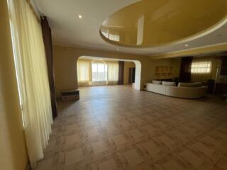 10054 В продаже капитальный дом у самого моря на ...