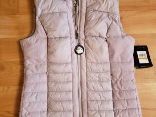 Безрукавки, куртки, ветровки, пальто, свитера, джинсы, штаны, платья