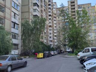 продаж 4-к квартира Київ, Деснянський, 80000 $