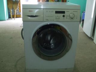 Masina automat Bosch la piese.