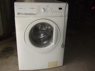 Masina automat Privileg la Piese.