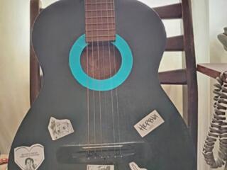 Продам гитару