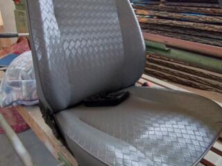 Продам два сиденья от wv т4