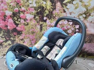 Продам автокресло 300 р