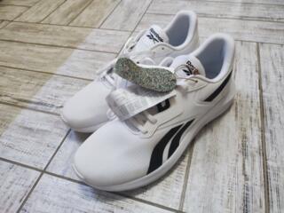 Продам Reebok и Adidas