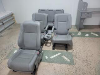 Сиденья и ключи от разных машин также запчасти разборка