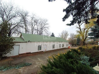 Chirie depozit pe str. Muncești. Este posibil de închiriat spații de .